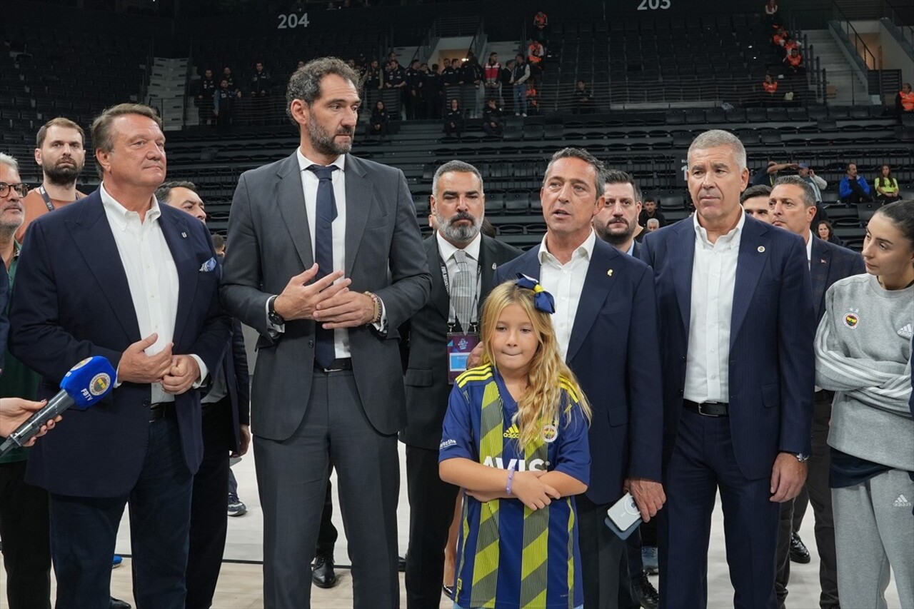 Fenerbahçe Opet ile Beşiktaş arasında Basketbol Gelişim Merkezi'nde oynanan FIBA Kadınlar Süper...