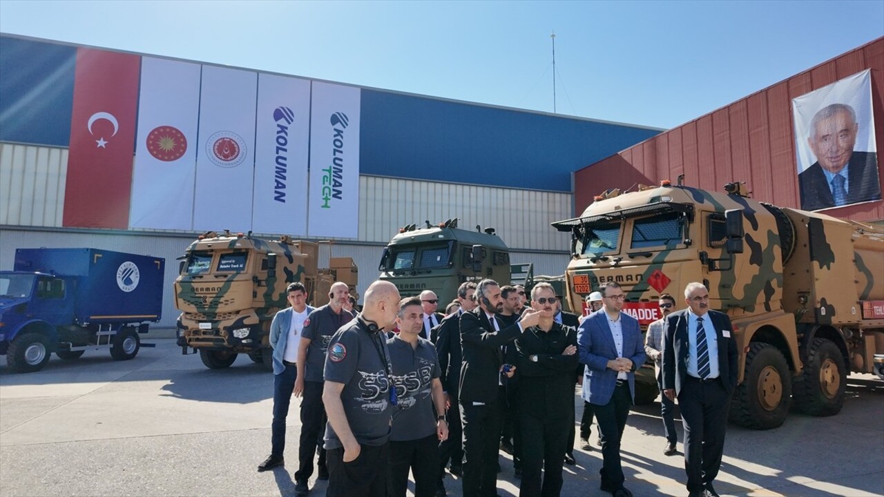 Savunma Sanayii Başkanı Prof. Dr. Haluk Görgün, Mersin'in Tarsus ilçesindeki Koluman Otomotiv...