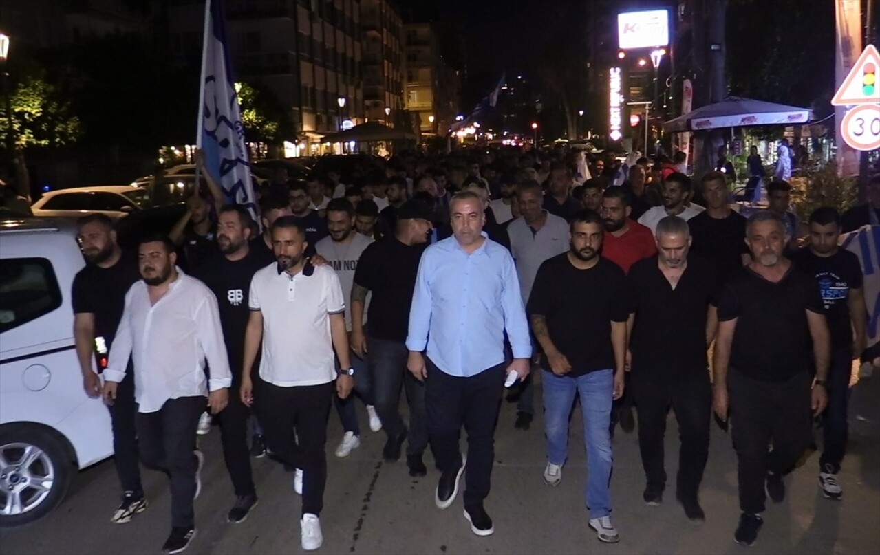 Tredyol Süper Lig ekiplerinden Adana Demirspor taraftarları, kulüp başkanı Murat Sancak ve...