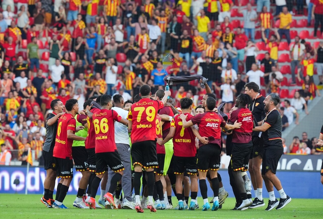 Trendyol Süper Lig’in 8. haftasında Göztepe ile Net Global Sivasspor Gürsel Aksel Stadı’nda...