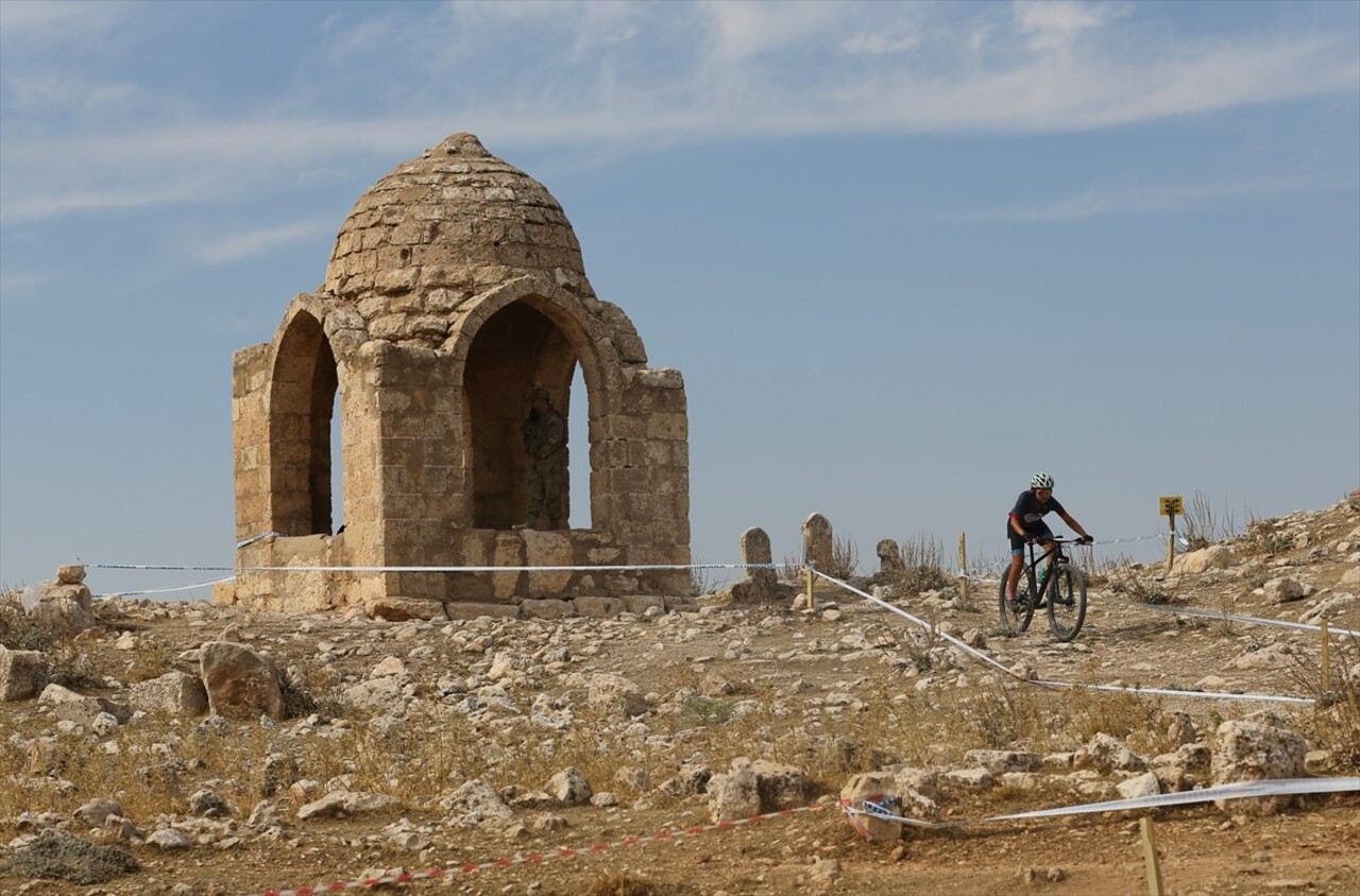 Mardin'in tarihi Dara Antik Kenti'nde Uluslararası Mardin MTB Cup Dağ Bisikleti Yarışları...