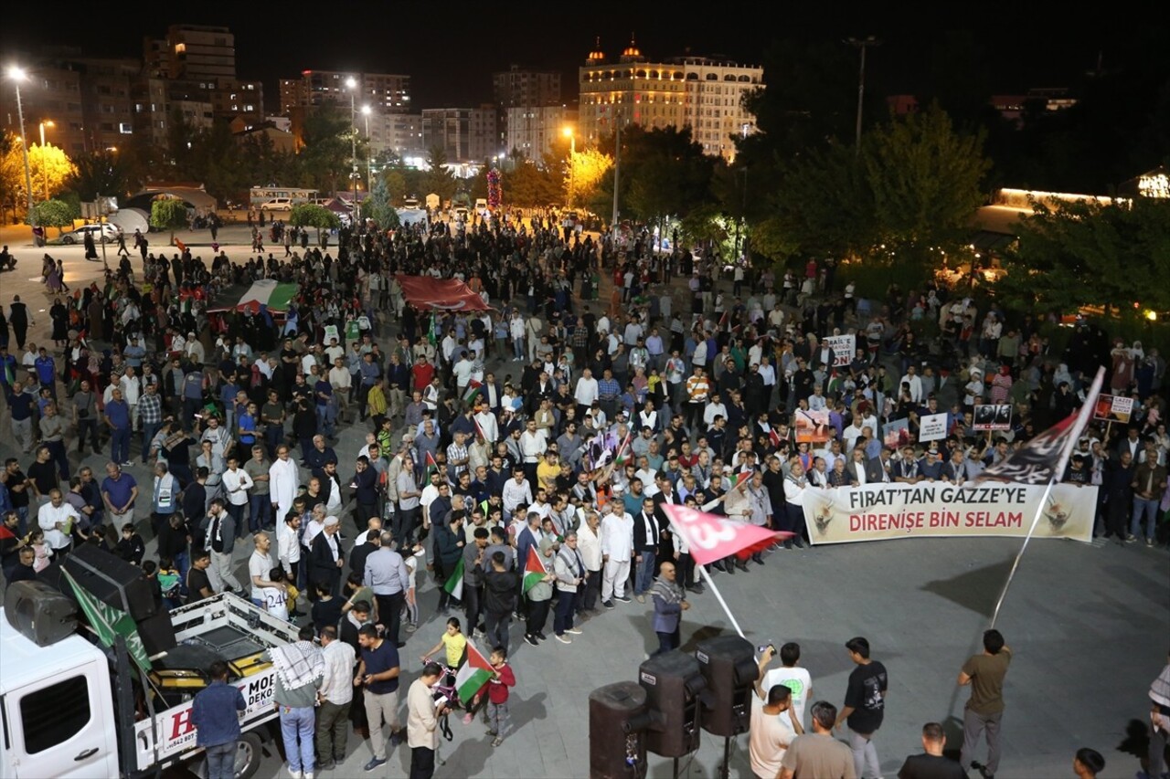 Diyarbakır, Siirt, Şırnak ve Mardin'de İsrail'in Filistin'e yönelik saldırıları protesto...