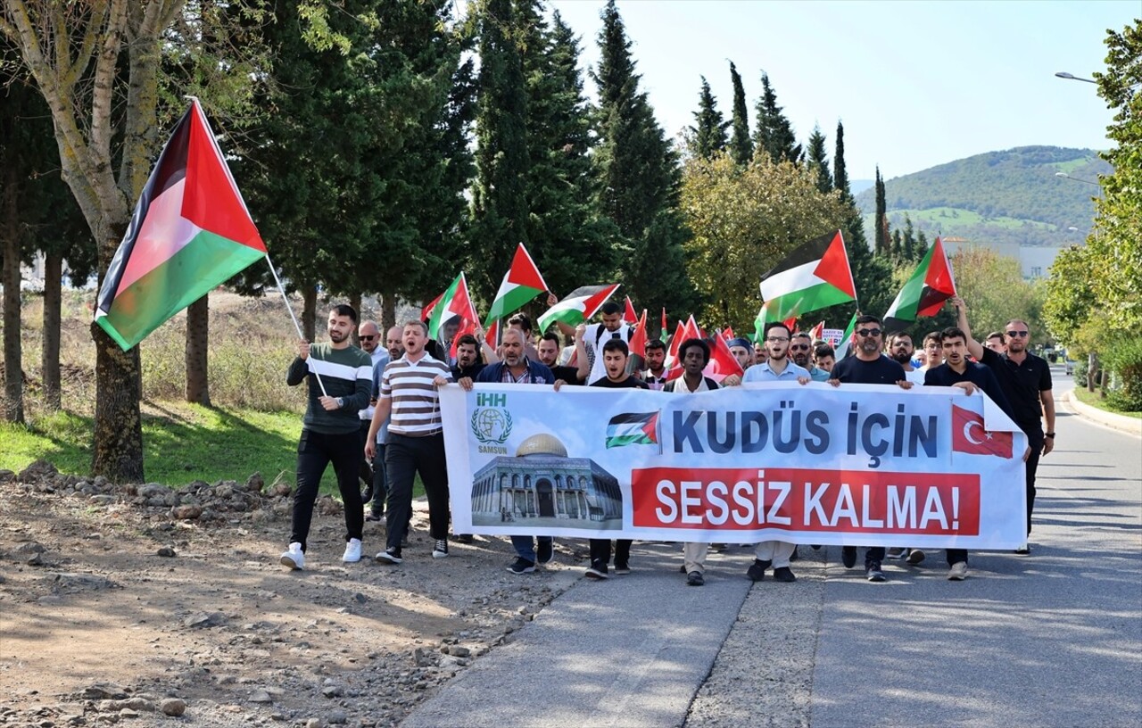 Ondokuz Mayıs Üniversitesi (OMÜ) öğrenci toplulukları, İsrail'in Filistin'i işgalinin birinci...