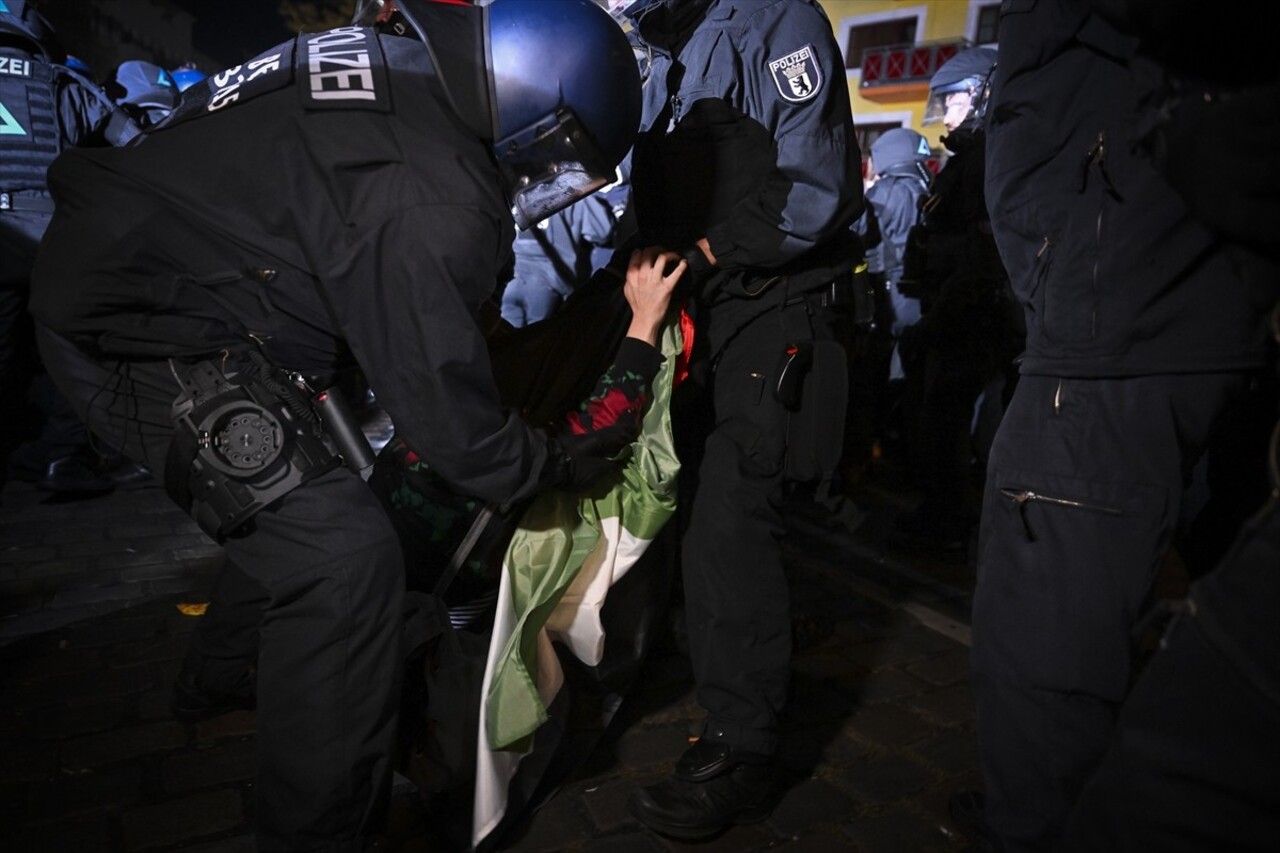 Almanya'nın başkenti Berlin'de İsrail'in Gazze'ye yönelik saldırılarının birinci yılı dolayısıyla...