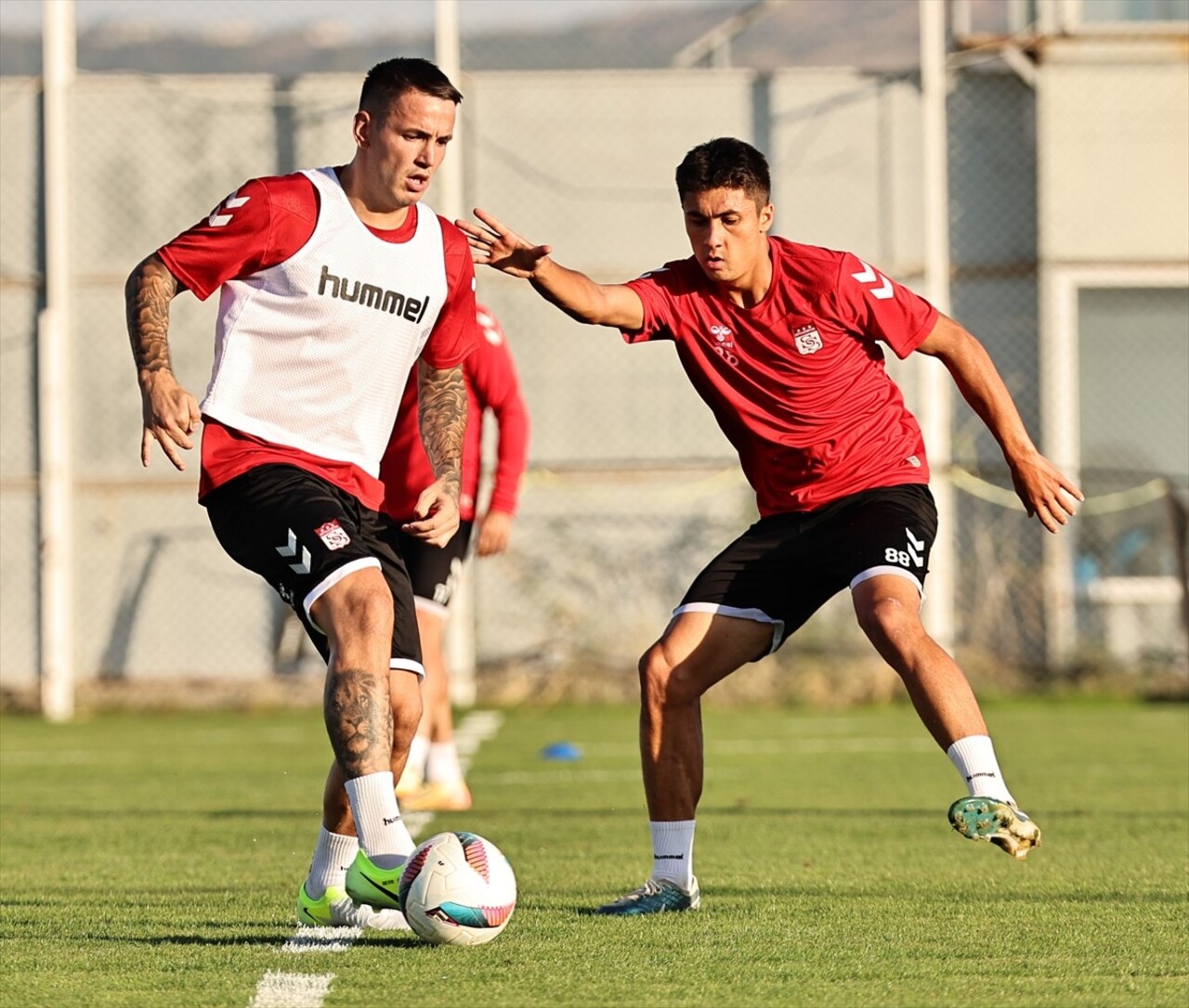 Net Global Sivasspor, Trendyol Süper Lig'in 9. haftasında sahasında Atakaş Hatayspor ile yapacağı...