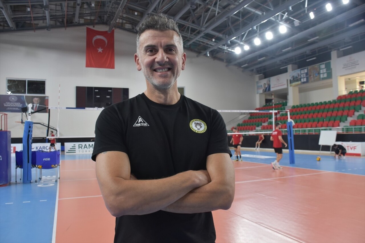 Voleybol SMS Grup Efeler Ligi ekiplerinden Cizre Belediyespor, ligin 2. haftasında konuk olacağı...