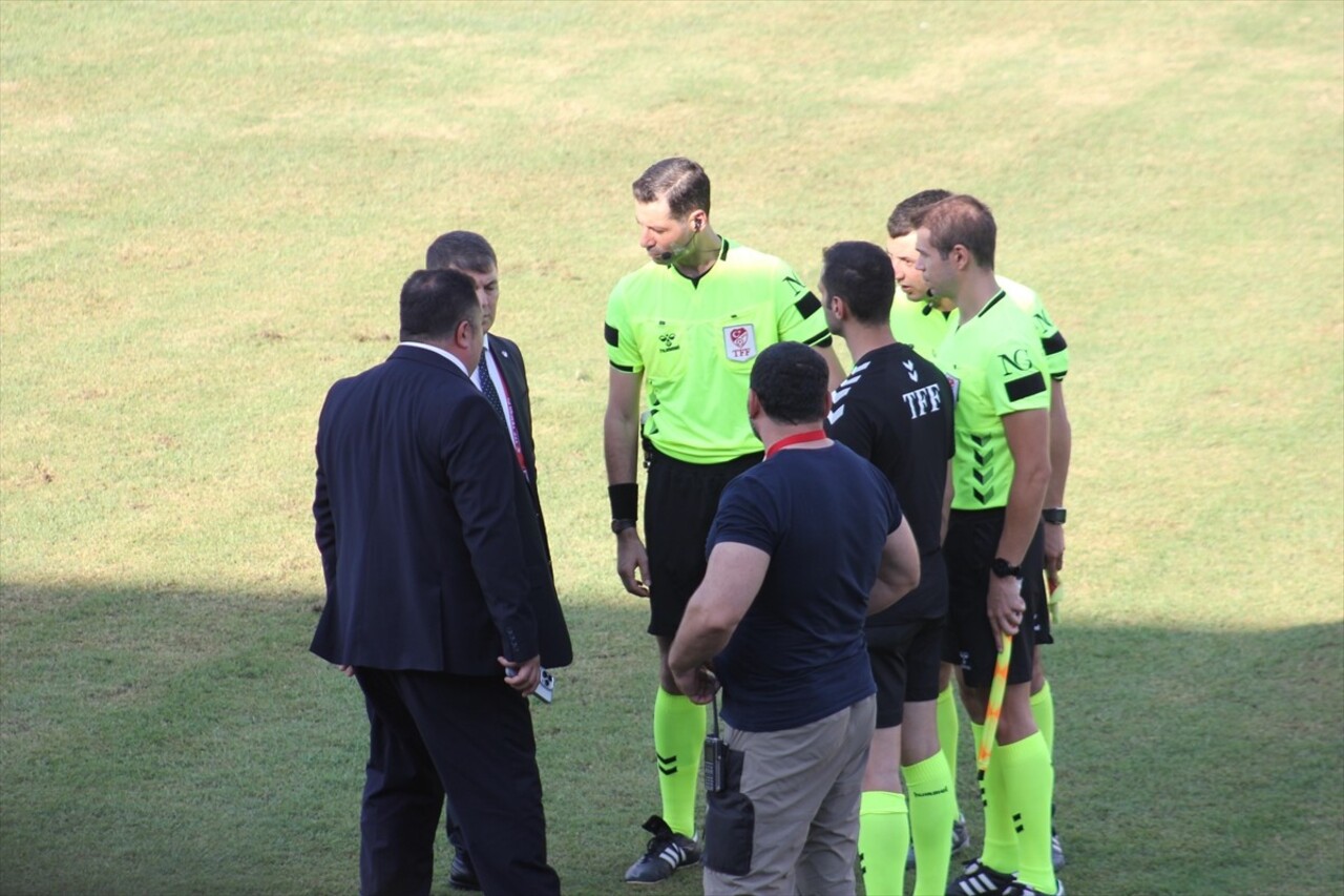 Ziraat Türkiye Kupası 2. tur maçında Osmaniyespor FK ile Diyarbekirspor, 7 Ocak Stadı'nda...