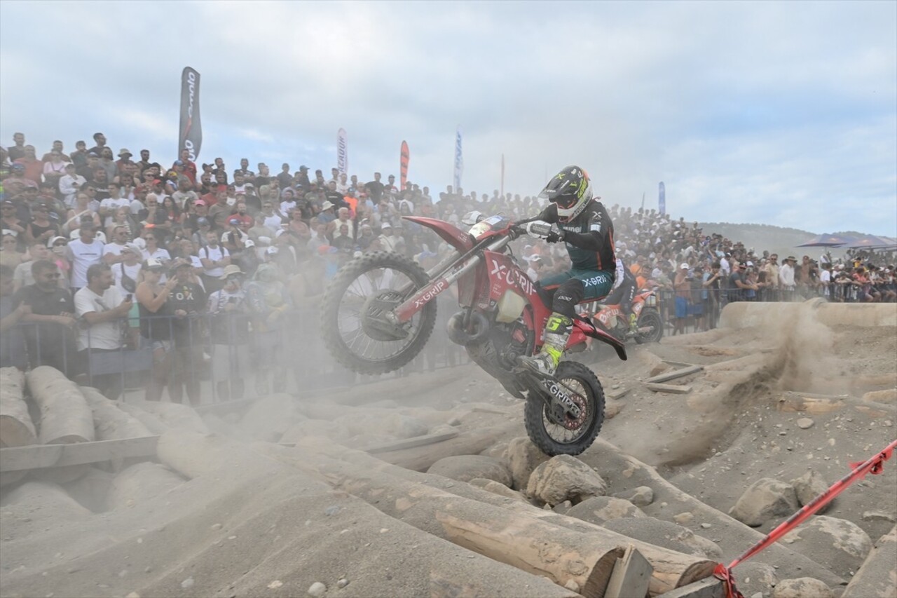 Antalya'nın Kemer ilçesinde düzenlenen Hard Enduro Dünya Şampiyonası'nın 6. ayağı Sea To Sky...