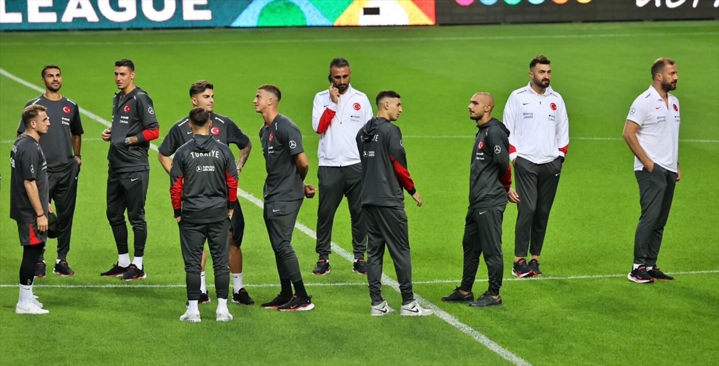 UEFA Uluslar B Ligi 4. Grup müsabakasında yarın Karadağ ile karşılaşacak A Milli Futbol Takımı...