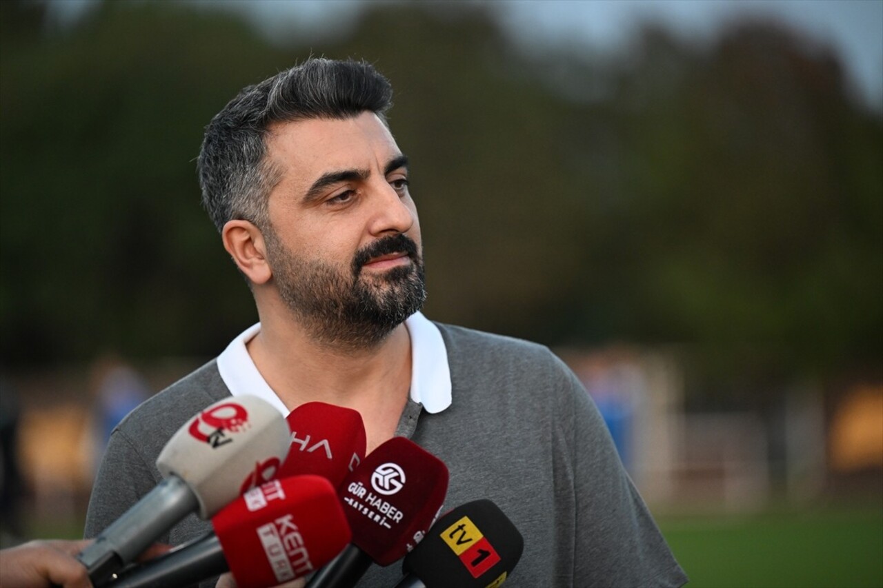 Bellona Kayserispor'da Teknik direktör Burak Yılmaz'ın takımdan ayrılmasının ardından göreve gelen...