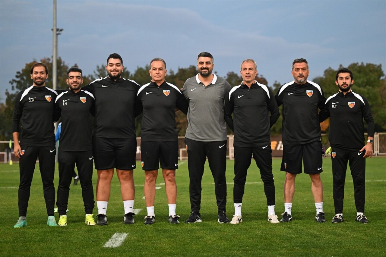 Bellona Kayserispor'da Teknik direktör Burak Yılmaz'ın takımdan ayrılmasının ardından göreve gelen...