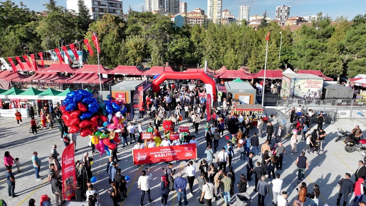 Niğde'de, Valilik, Belediye Başkanlığı, Ömer Halisdemir Üniversitesi, Türkiye Aşçılar Federasyonu...