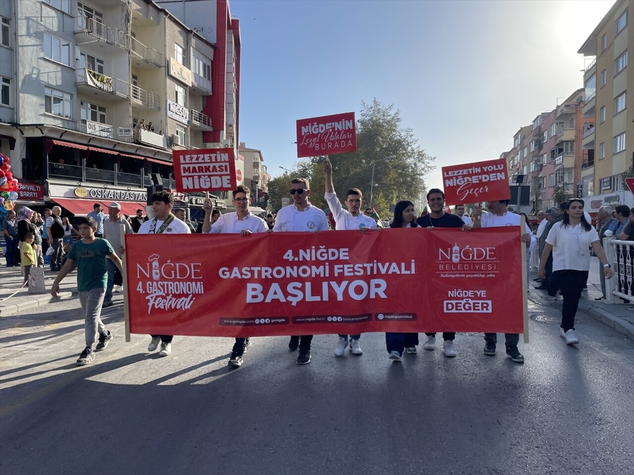 Niğde'de, Valilik, Belediye Başkanlığı, Ömer Halisdemir Üniversitesi, Türkiye Aşçılar Federasyonu...