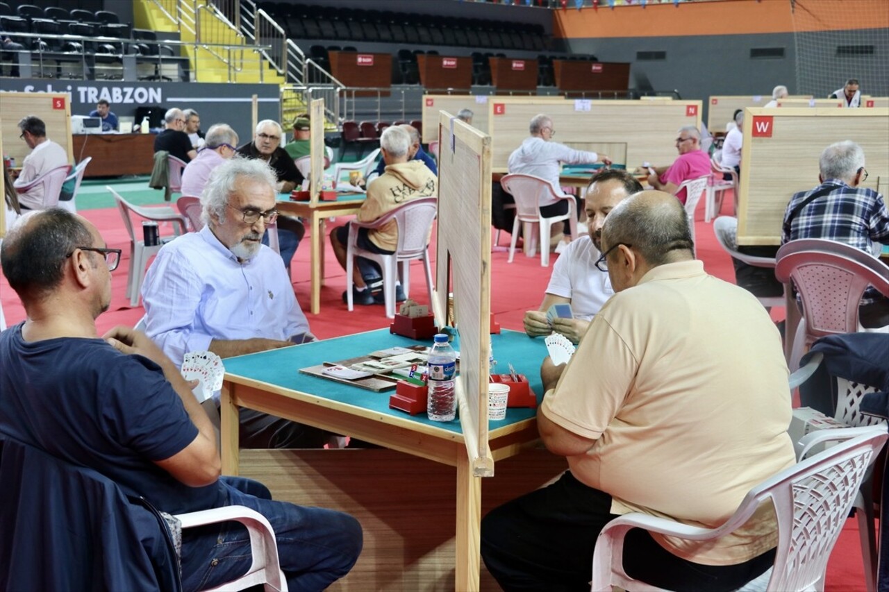 Türkiye Briç Federasyonunca düzenlenen "Spor Toto Karadeniz İkili Briç Turnuvası" Trabzon'da...