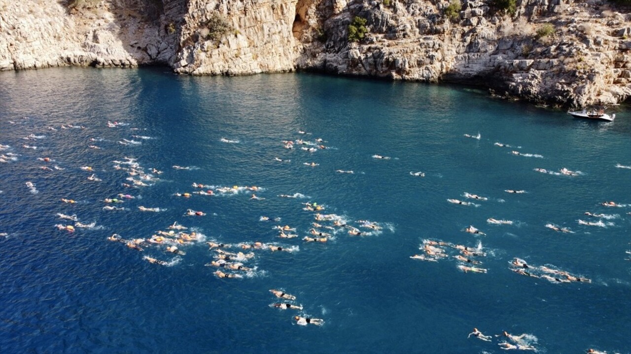 Muğla'nın Fethiye ilçesinde "5. Uluslararası Fethiye Spor Festivali" kapsamında Kelebekler...