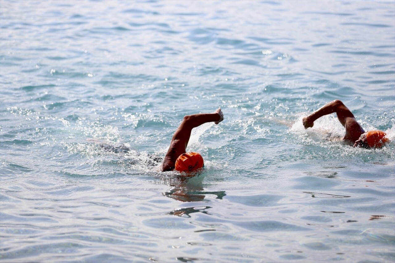 Muğla'nın Fethiye ilçesinde "5. Uluslararası Fethiye Spor Festivali" kapsamında Kelebekler...