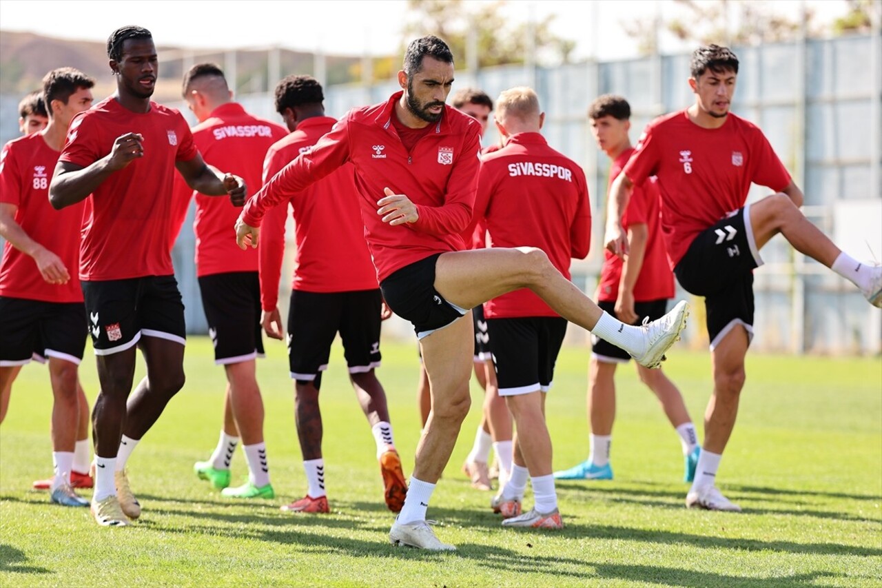 Net Global Sivasspor, Trendyol Süper Lig'in 9. haftasında 20 Ekim Pazar günü sahasında Atakaş...