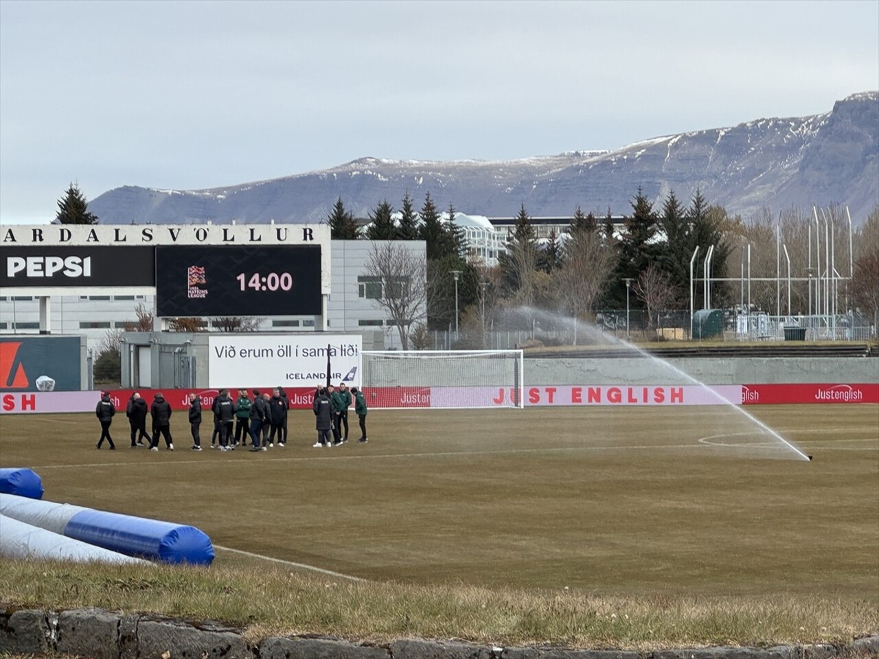 UEFA yetkilileri, İzlanda ile Türkiye arasındaki UEFA Uluslar B Ligi 4. Grup maçının bu akşam...