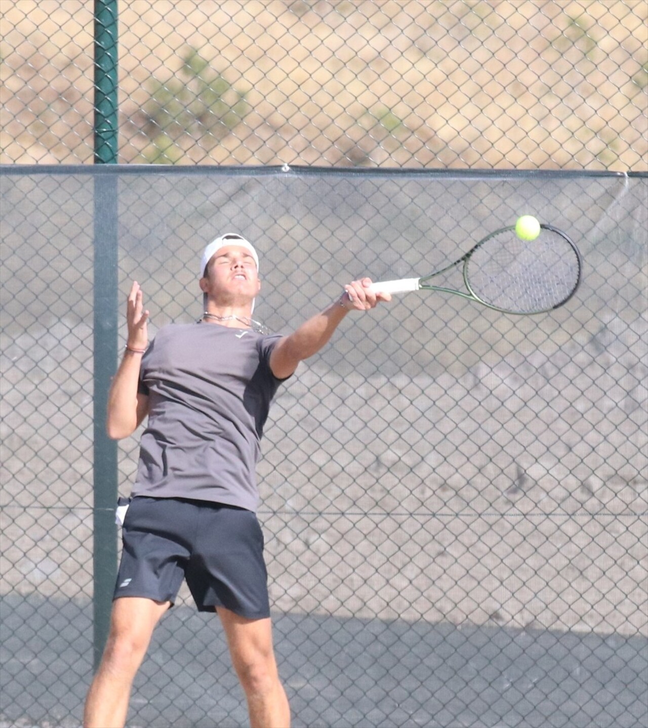 Erciyes'te gerçekleştirilen ITF Uluslararası Tenis Turnuvası devam ediyor. Erciyes Hisarcık Kapı...