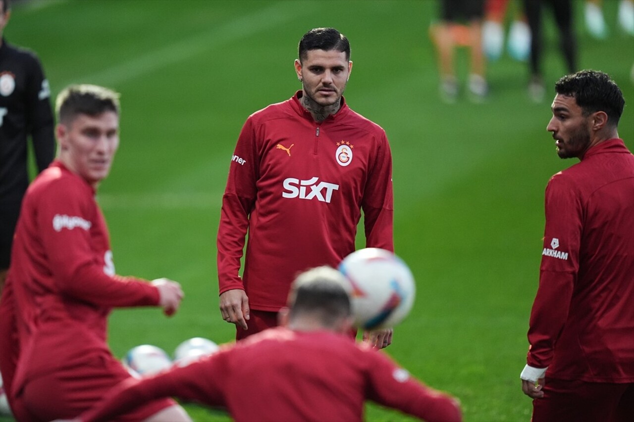 Trendyol Süper Lig'in dokuzuncu haftasında Antalyaspor ile deplasmanda karşılaşacak Galatasaray...