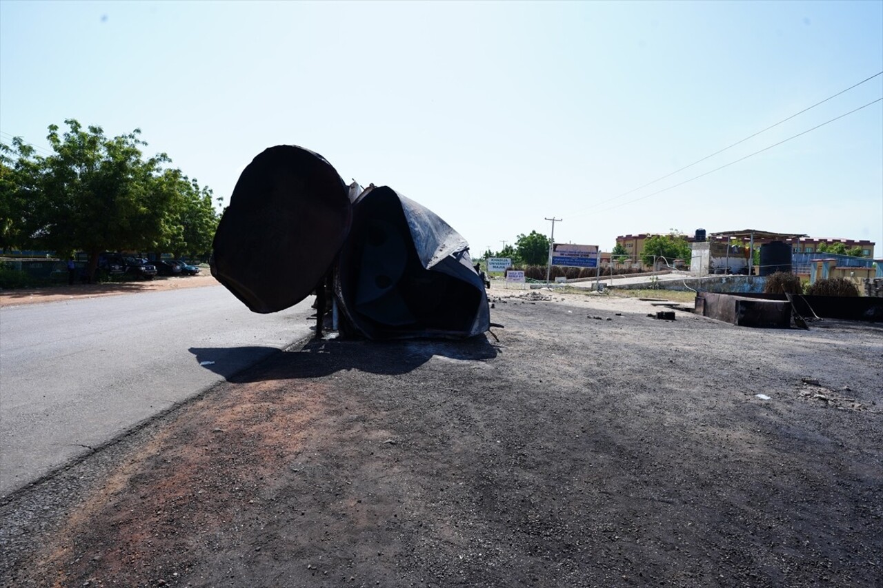 Nijerya'nın kuzeyindeki Jigawa eyaletinde, akaryakıt taşıyan tankerin patlaması sonucu 147 kişi...