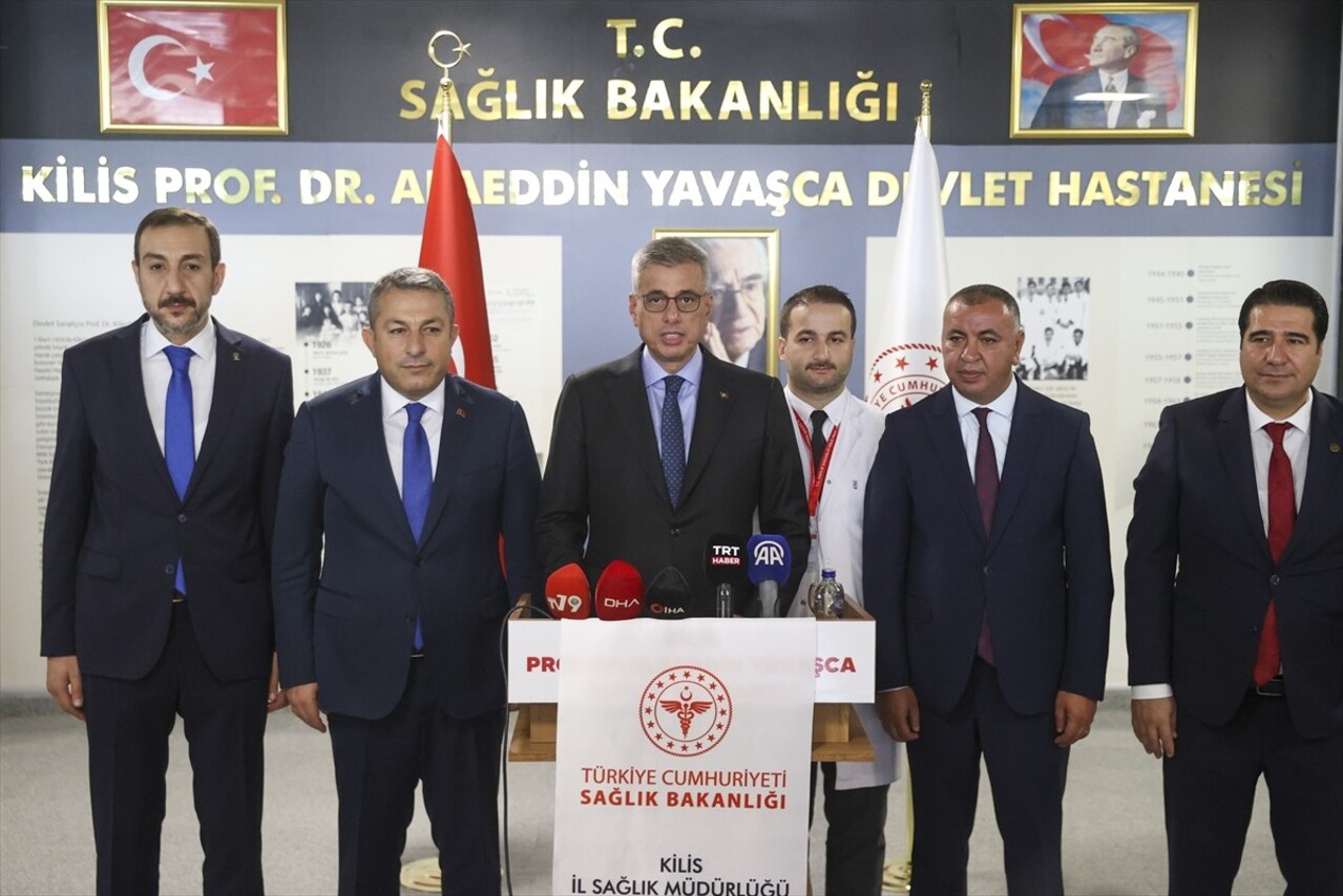 Sağlık Bakanı Kemal Memişoğlu (sol 3) , Kilis Prof. Dr. Alaeddin Yavaşca Devlet Hastanesinde...