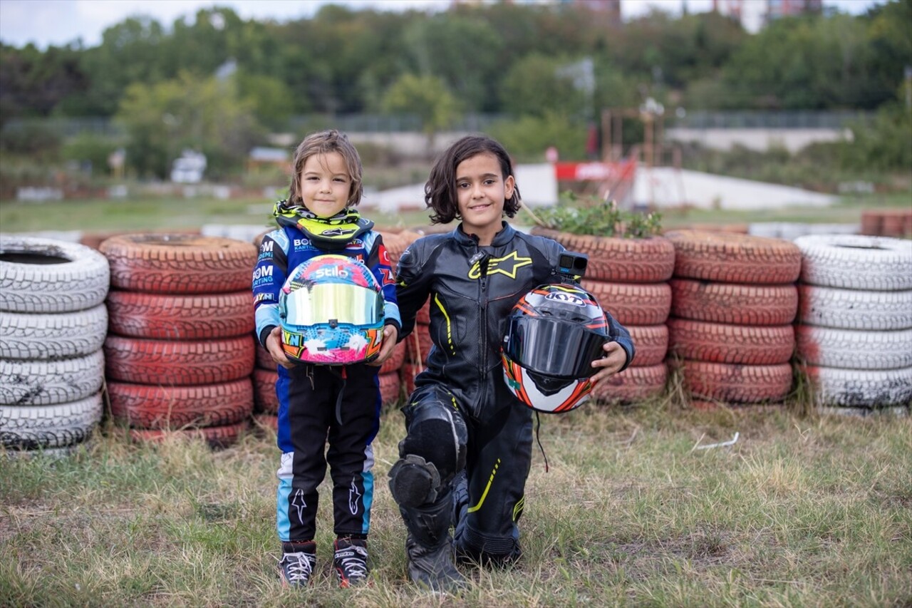 Motor sporlarında yetenekleri ve mücadelesiyle beğeni kazanan 5 yaşındaki Zayn Sofuoğlu...