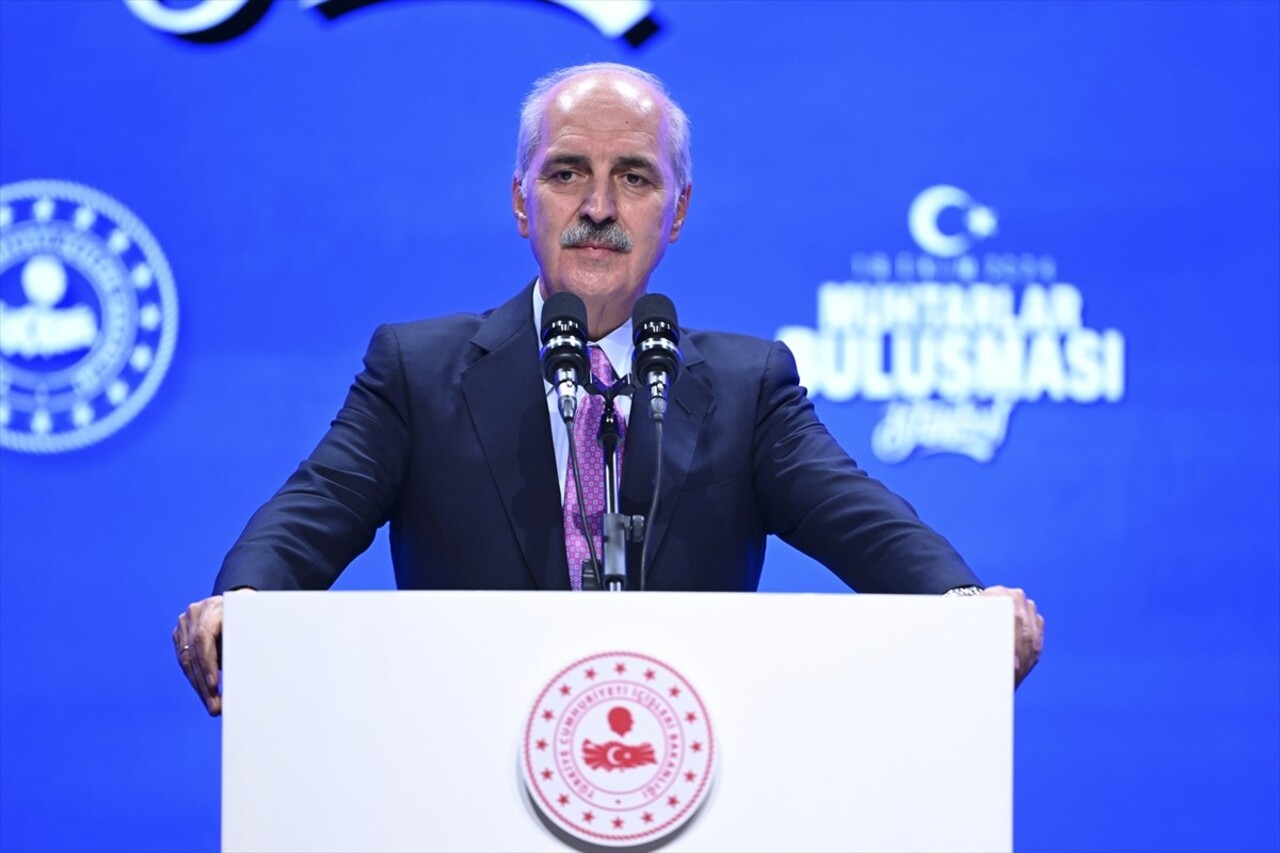 TBMM Başkanı Numan Kurtulmuş, Şişli'de Grand Cevahir Otel'de düzenlenen, Cumhurbaşkanı Recep...