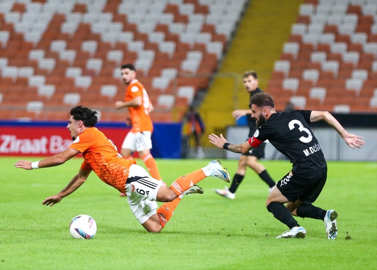 Ziraat Türkiye Kupası 3. tur maçında Adanaspor ile Çorlu Spor 1947 Yeni Adana Stadyumu'nda...