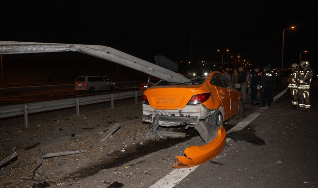 Ankara'da bariyere çarparak kaza