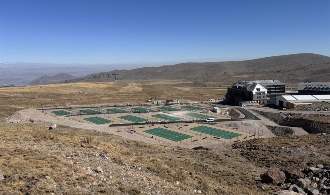 Erciyes, 2300 rakımlı tenis