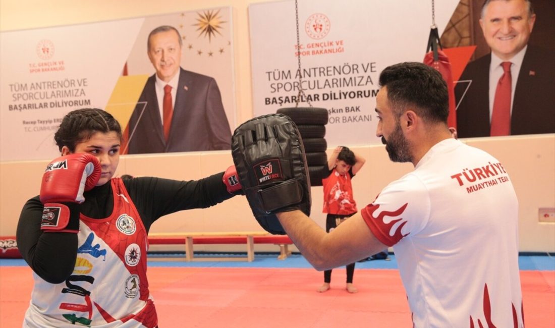 Dünya Gençler Muaythai Şampiyonu