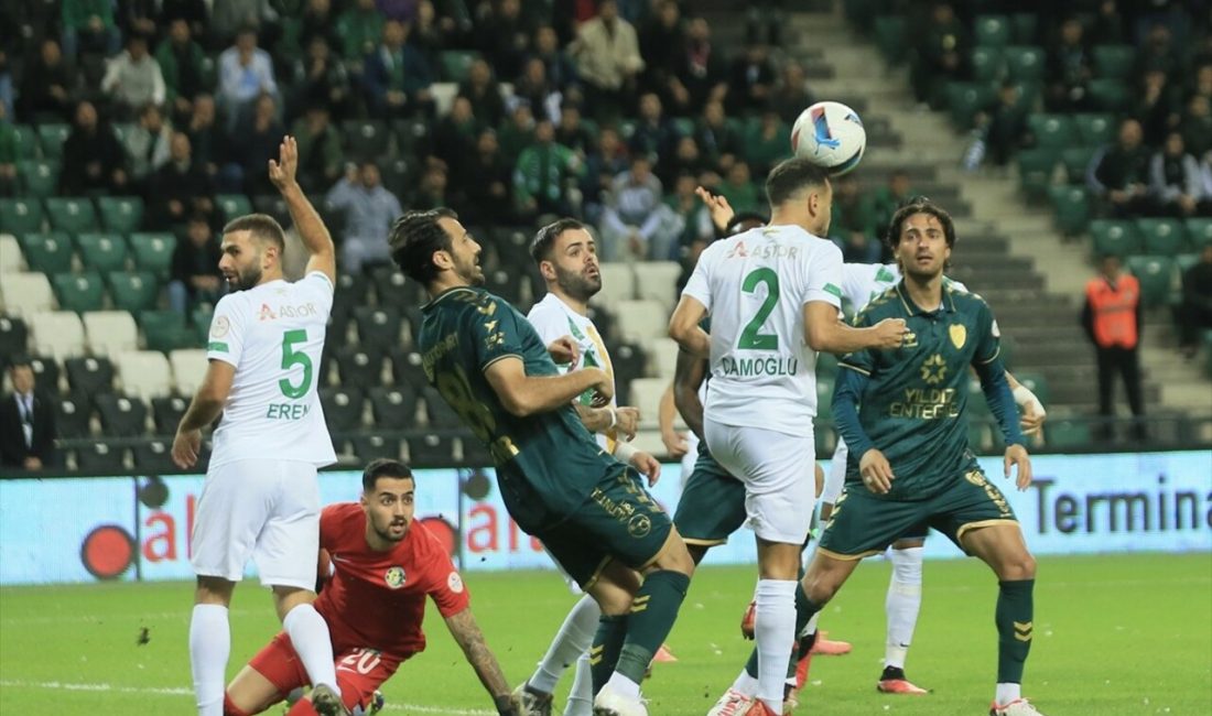 Kocaelispor ve Şanlıurfaspor'un 0-0