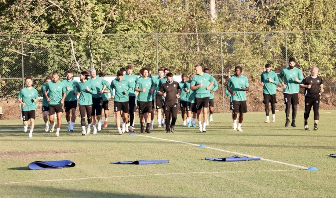 Sakaryaspor, İstanbulspor ile oynayacağı