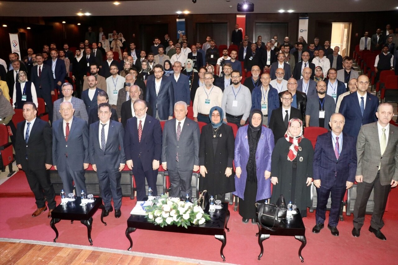 Trabzon'da, "Türkiye Hadis İhtisas Toplantısı" düzenlendi. Karadeniz Teknik Üniversitesi (KTÜ)...