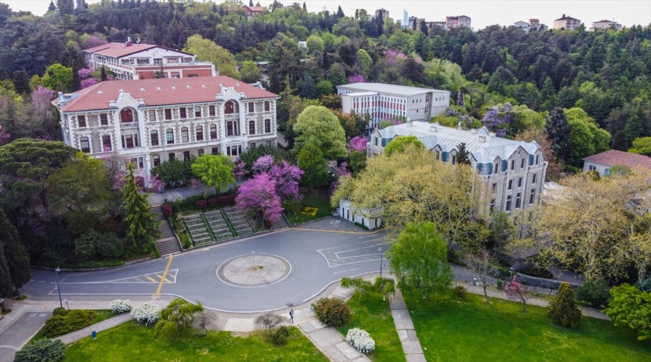 Boğaziçi Üniversitesinde kanserin daha hızlı ve hassas tanısı için "PathoSeg" ve "PathopixGAN"...