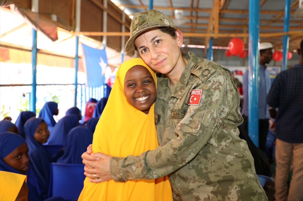 Milli Savunma Bakanlığı, Somali Türk Görev Kuvveti Komutanlığı personelinin, Somali Polis...