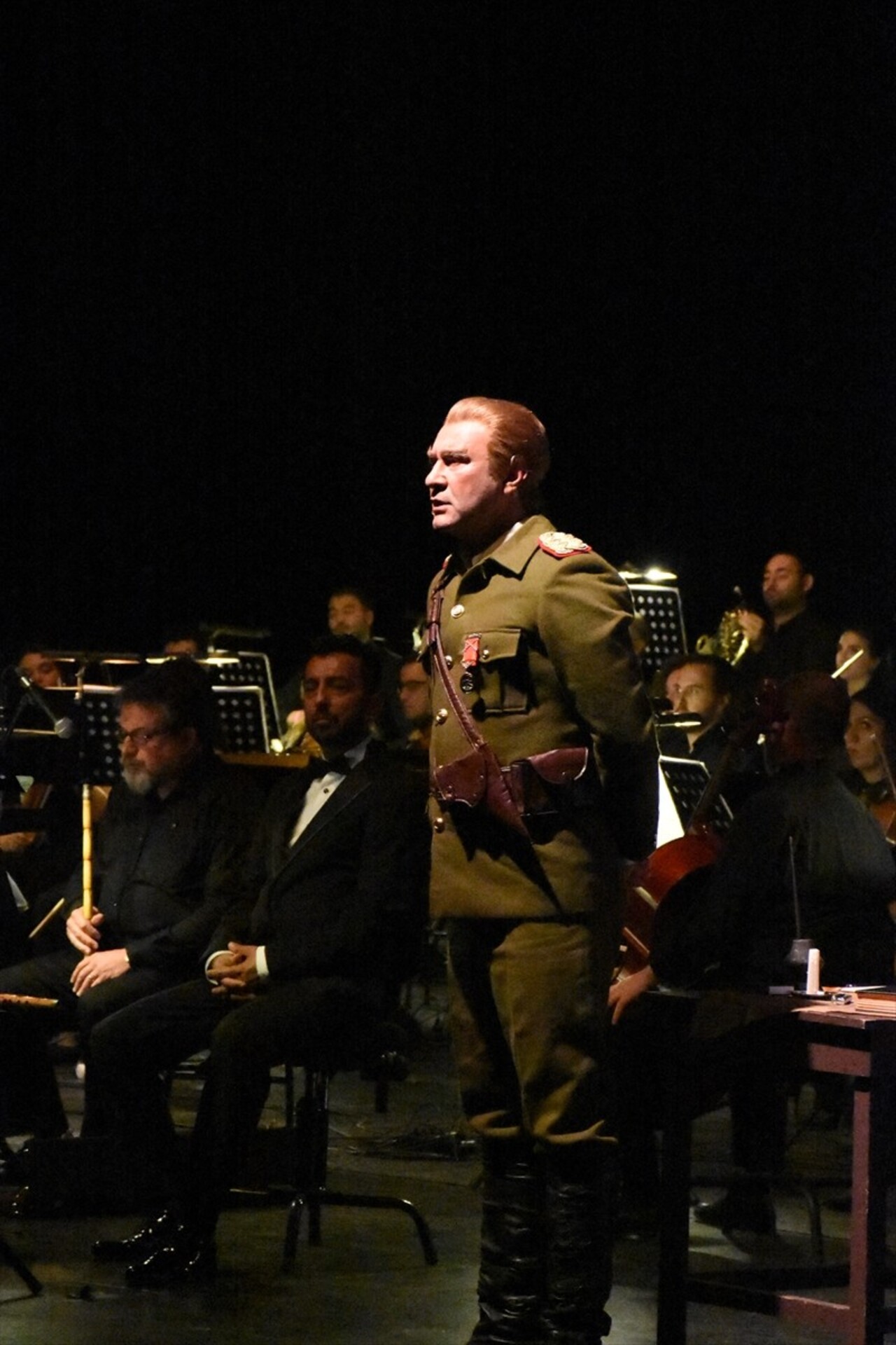 Antalya Kültür Yolu Festivali kapsamında, Büyük Önder Mustafa Kemal Atatürk'ün ebediyete...