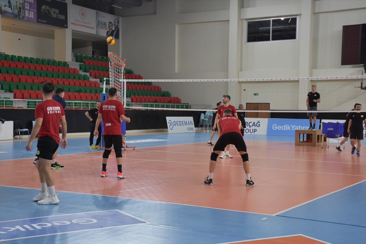 Voleybol SMS Grup Efeler Ligi ekiplerinden Cizre Belediyespor, sezonun 7. haftasında deplasmanda...