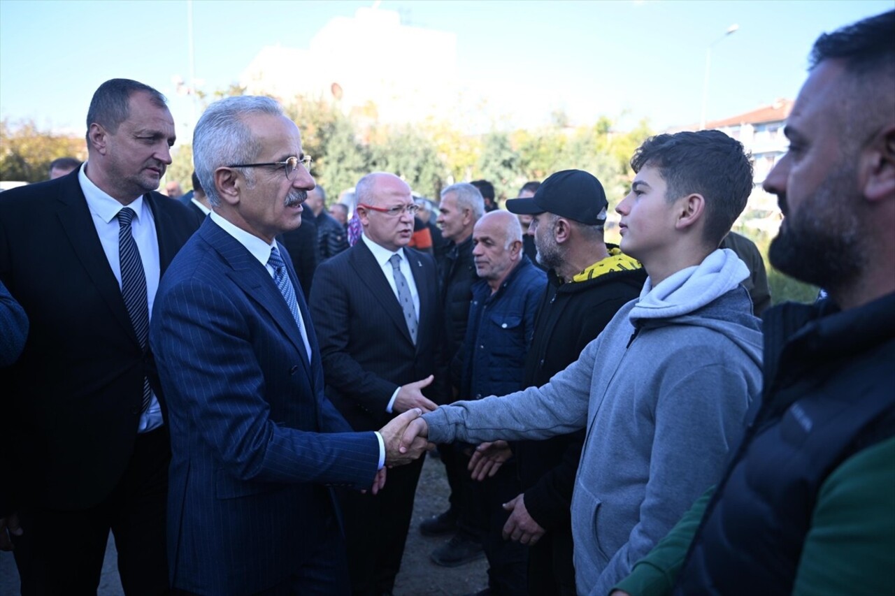 Ulaştırma ve Altyapı Bakanı Abdulkadir Uraloğlu, AK Parti İznik 8. Olağan İlçe Kongresi'nin...