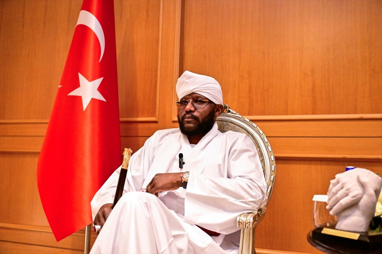 Son Darfur Sultanı Ali Dinar'ın torunu Ahmed Ali Dinar, AA muhabirine verdiği röportajda, Sudan'da...