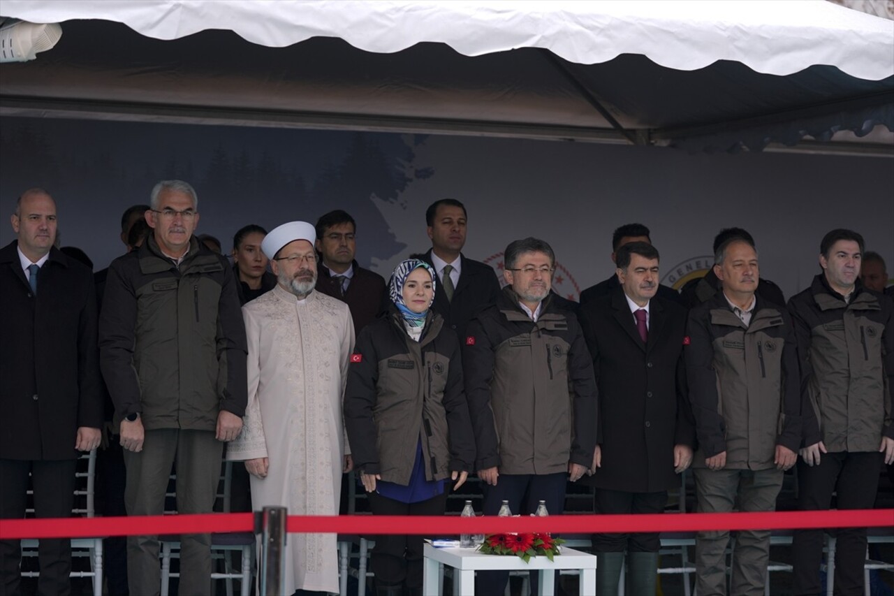 11 Kasım Milli Ağaçlandırma Günü kapsamında Ankara Behiçbey Fidanlığı'nda "Geleceğe Nefes...