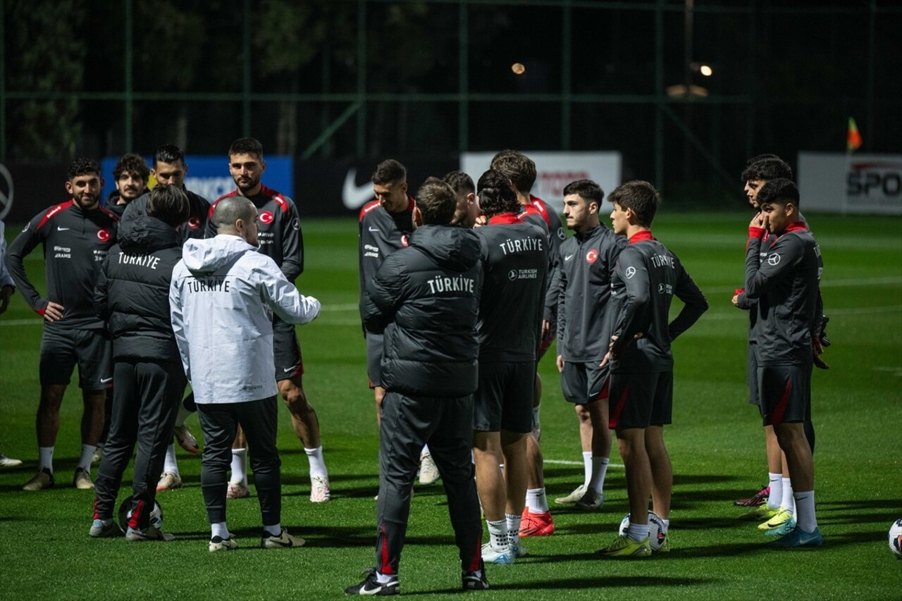 A Milli Futbol Takımı, UEFA Uluslar B Ligi 4. Grup'ta 16 Kasım'da Kayseri'de Galler ve 19 Kasım'da...