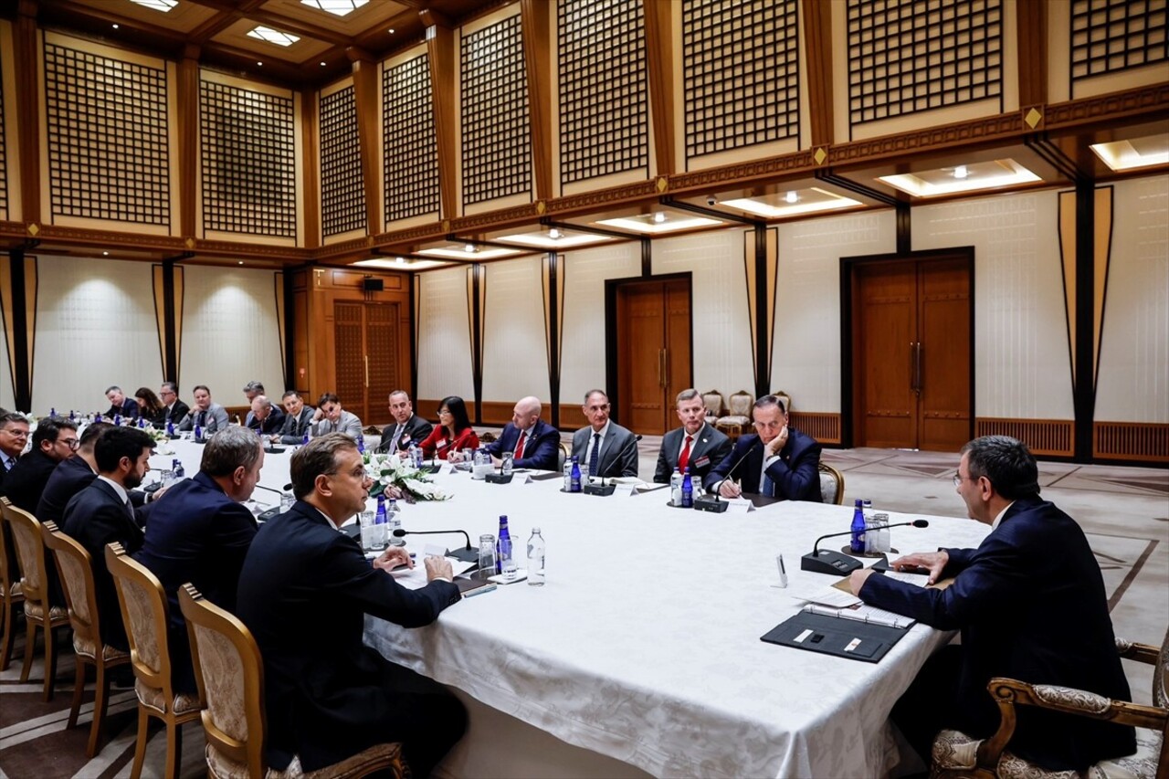 Cumhurbaşkanı Yardımcısı Cevdet Yılmaz, American Turkish Business Roundtable (ATBR) üyelerini...