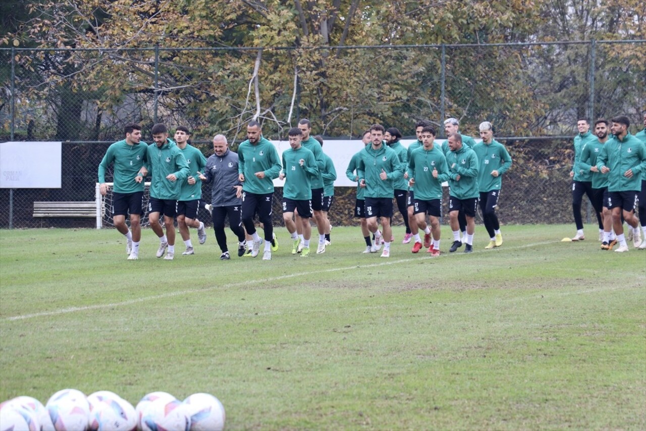 Sakaryaspor, Trendyol 1. Lig'in 13. haftasında deplasmanda Adanaspor ile yapacağı maçın...