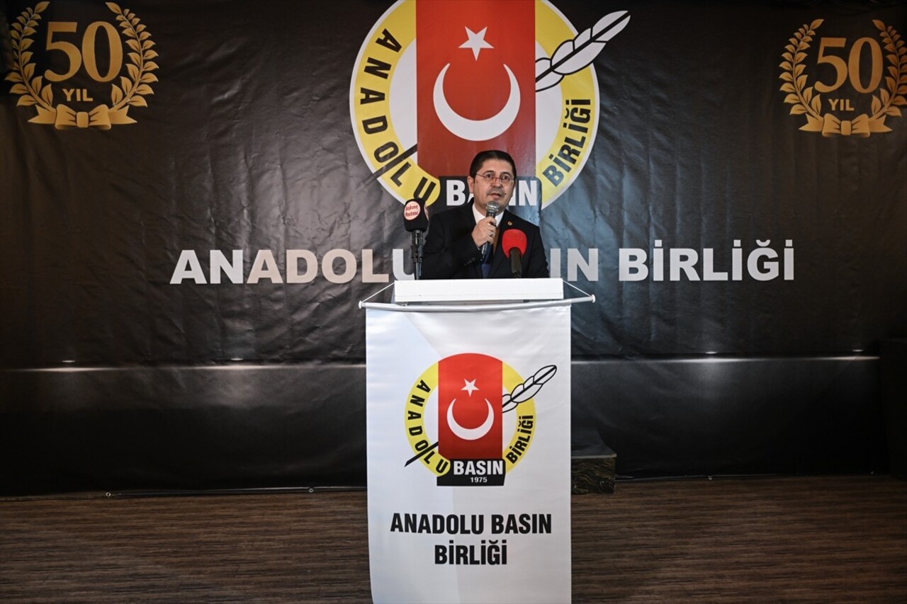 Anadolu Basın Birliğinin 50. yılı dönümü başkentte bir restoranda düzenlenen etkinlikle kutlandı....