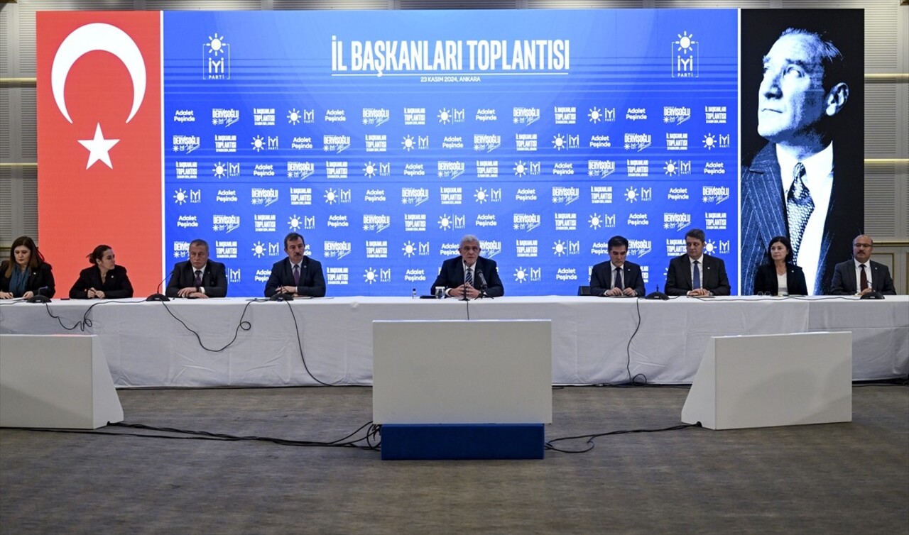 İYİ Parti Genel Başkanı Müsavat Dervişoğlu, Ankara'da bir otelde düzenlenen "İYİ Parti İl...