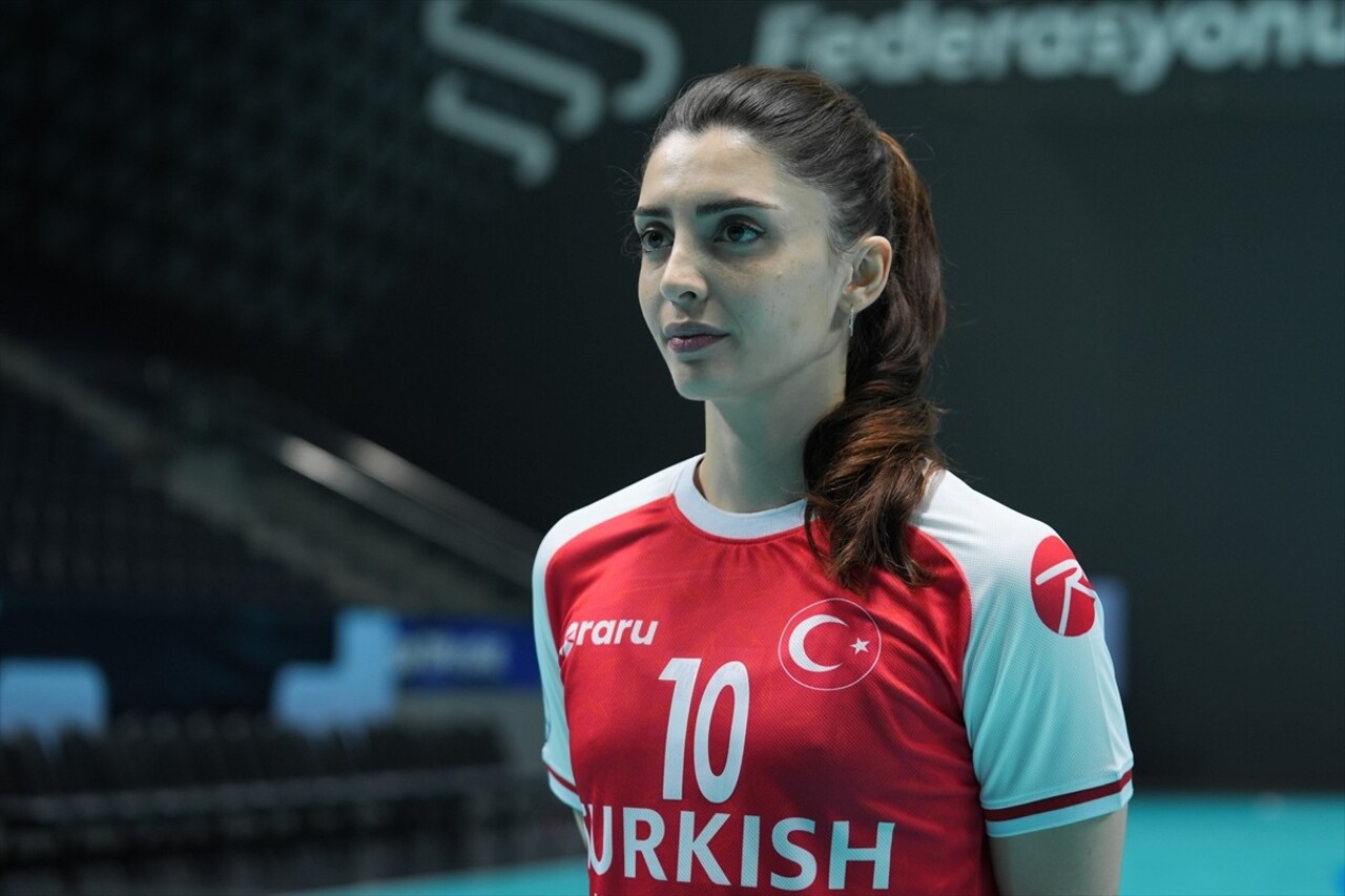 A Milli Kadın Hentbol Takımı'nın tarihinde ilk kez katılacağı EHF 2024 Kadınlar Avrupa Hentbol...