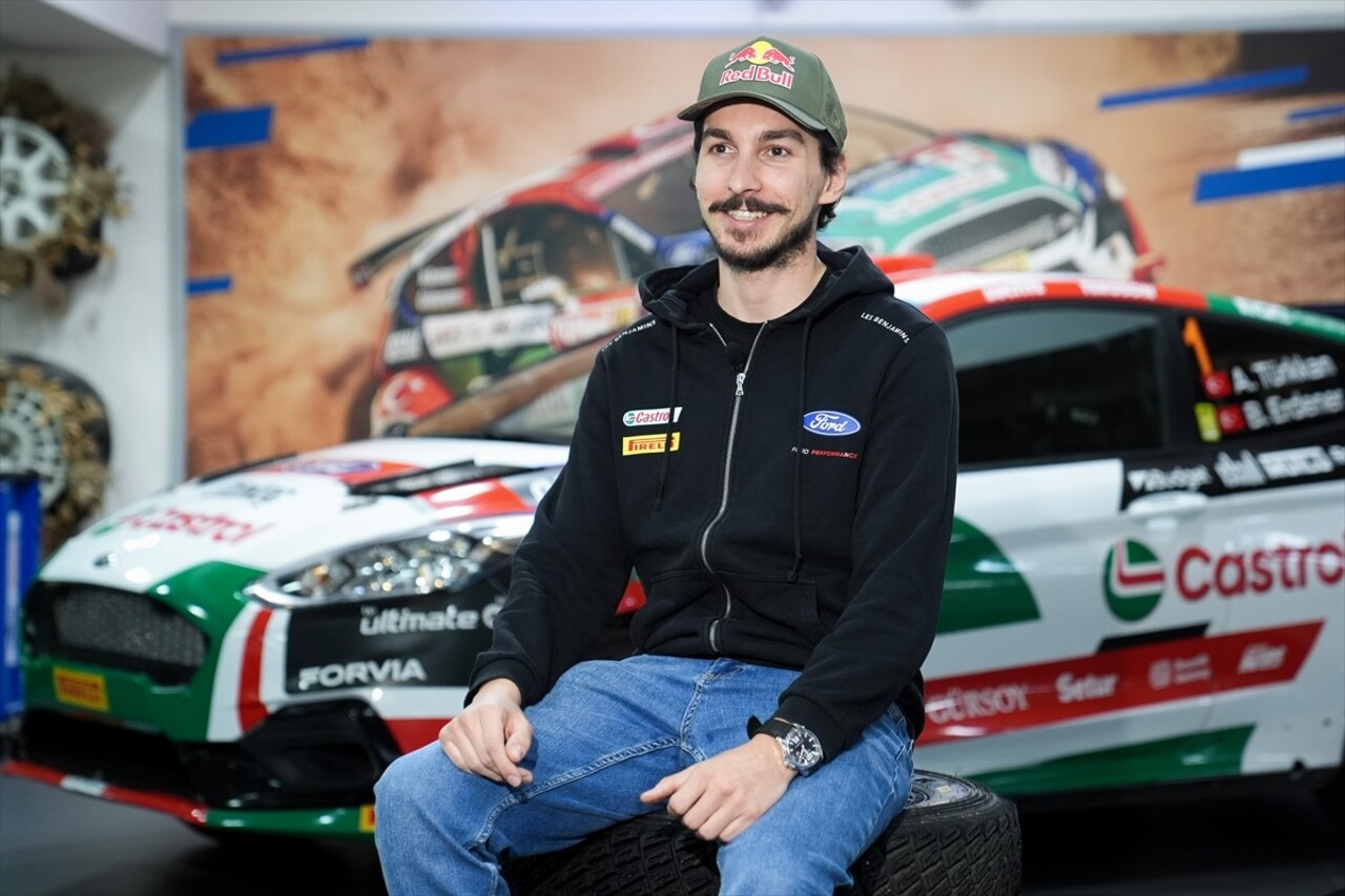 Dünya Gençler Şampiyonası'nda (WRC3) üçüncülük elde eden milli rallici Ali Türkkan, bir sonraki...