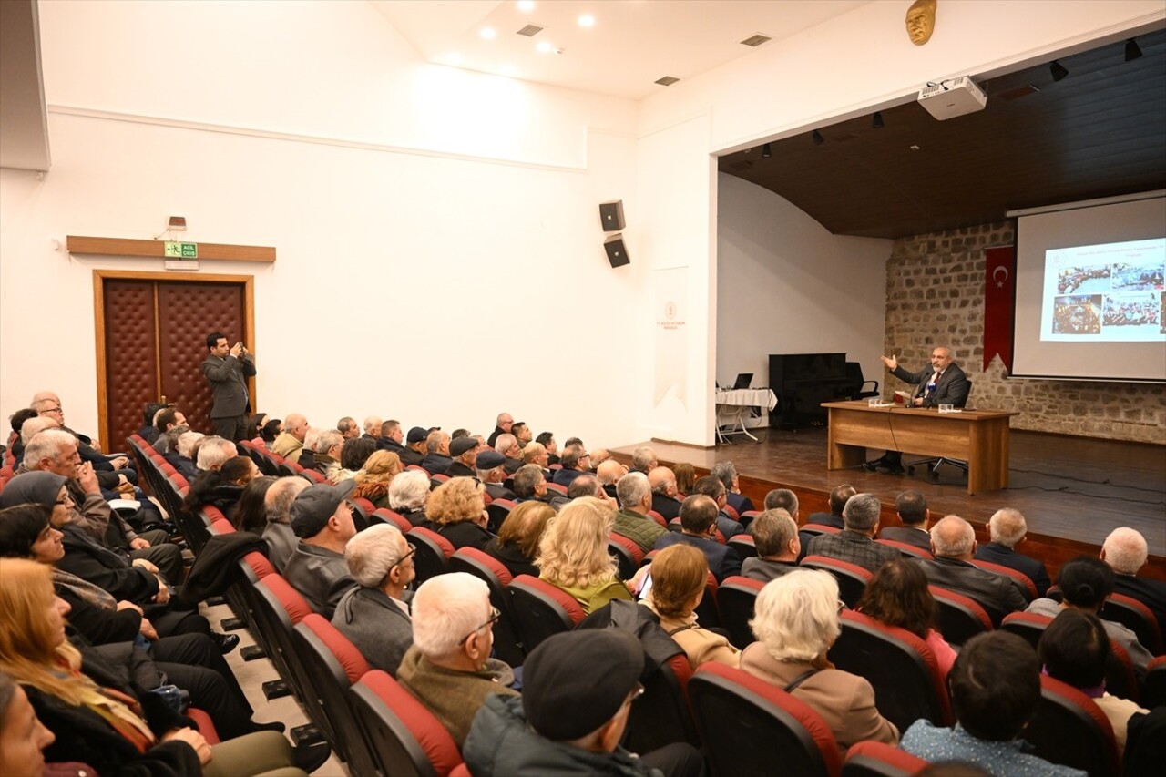 Edirne'de Kültür ve Turizm Bakanlığı Alevi-Bektaşi Kültür ve Cemevi Başkanlığınca, "Trakya Canlar...